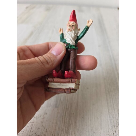 Vintage elf books figurine village Xmas decor - Picture 7 of 8